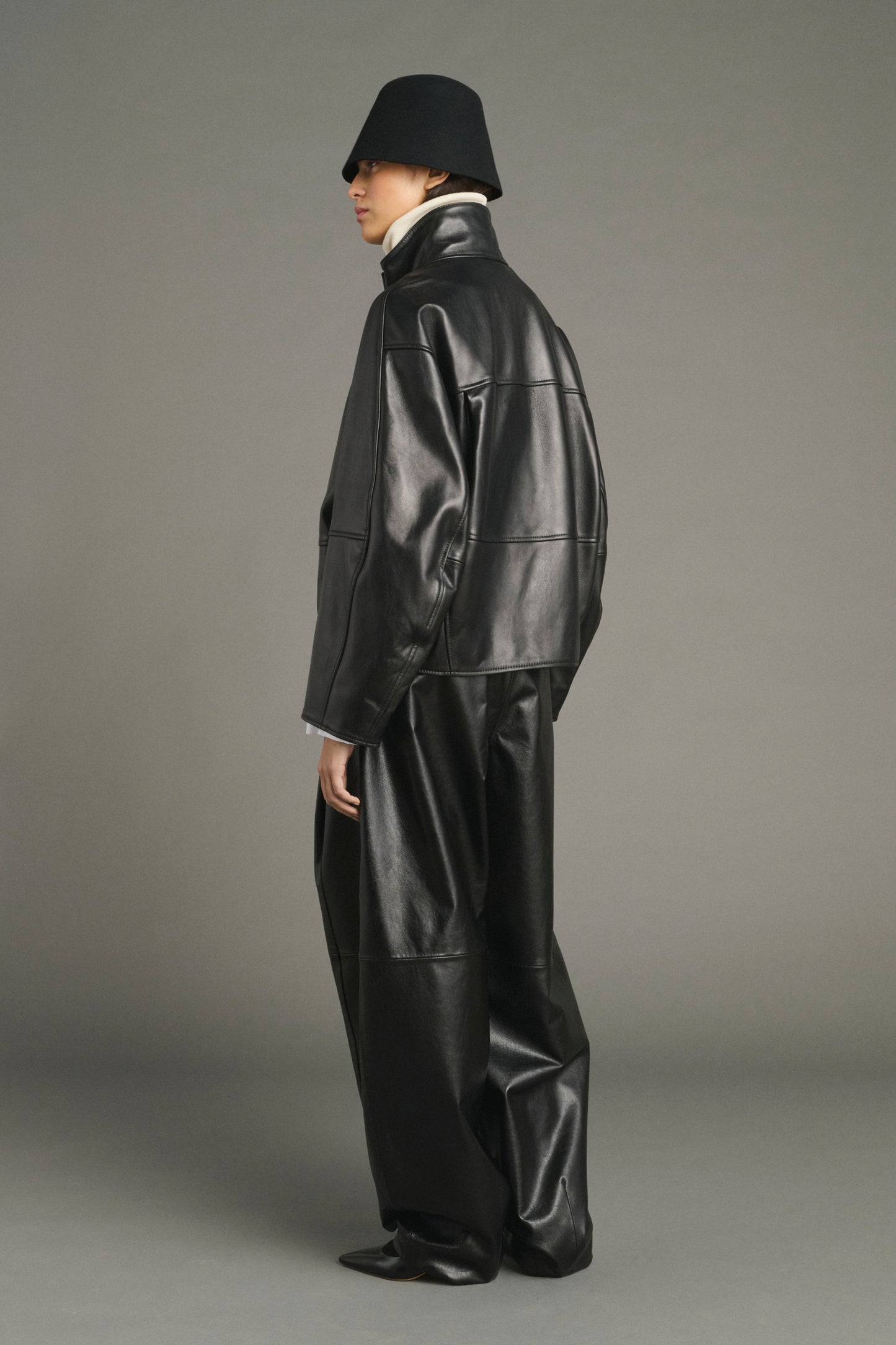 Gamma Jacket - Black Oversized Leather Women - Soeur